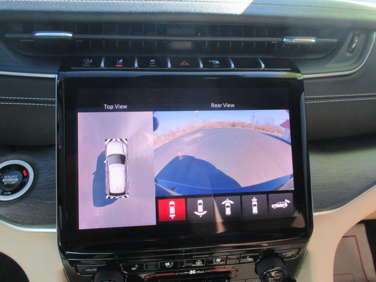 Jeep Grand Cherokee L Limited 4WD 2024