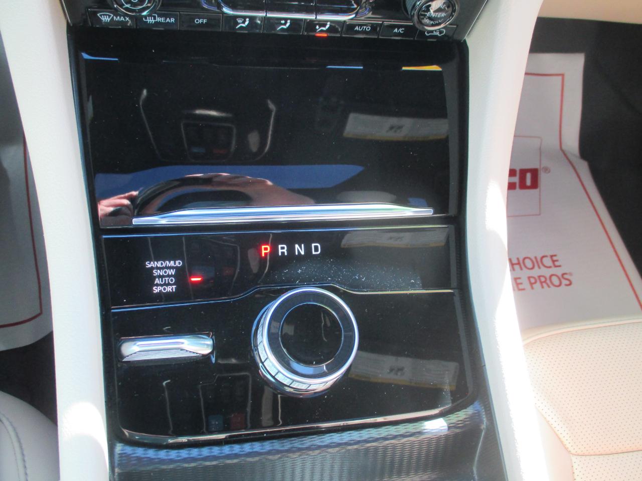 Jeep Grand Cherokee L Limited 4WD 2024