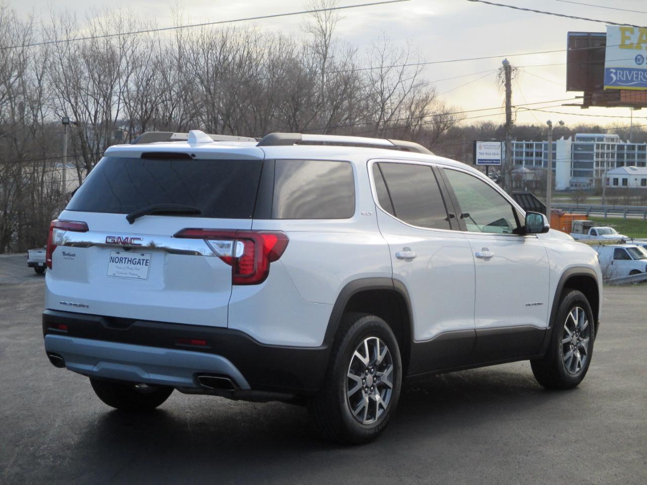 GMC Acadia SLT 2023