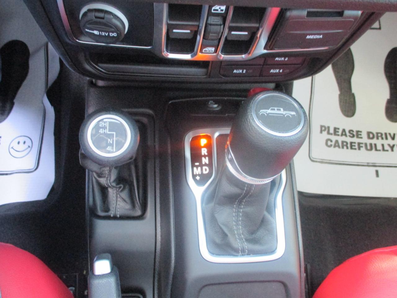 Jeep Gladiator  2025