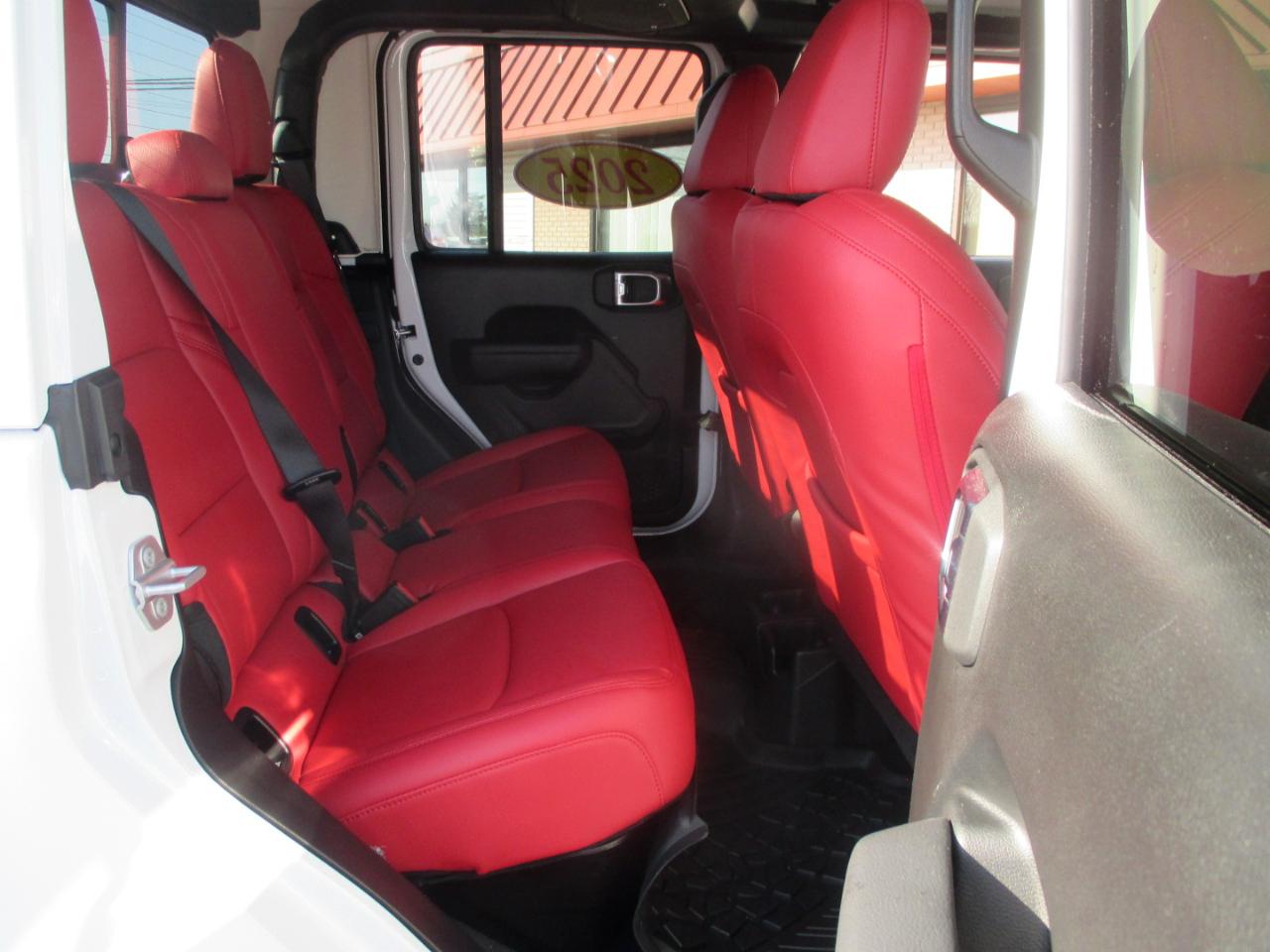 Jeep Gladiator  2025