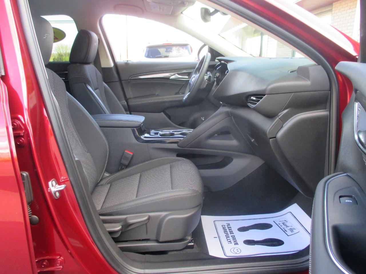 Buick Envision  2023