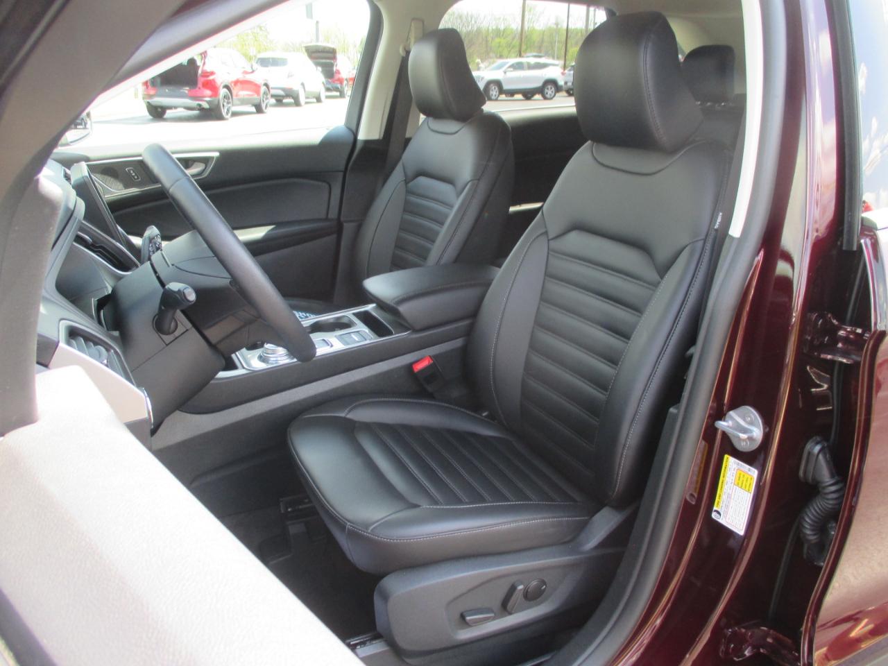 Ford Edge SEL AWD 2024