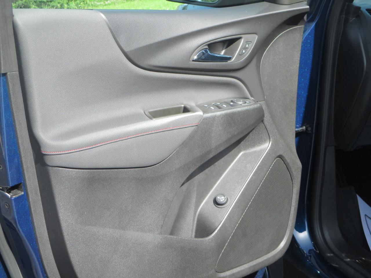 2023 Chevrolet Equinox RS - Photo 11