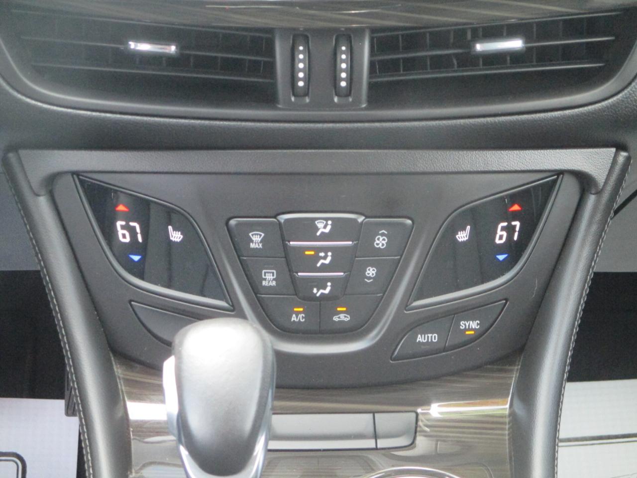 Buick Envision Essence 2019