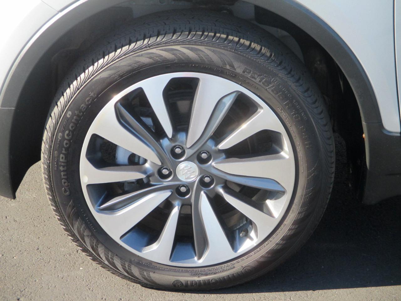 Buick Encore  2022