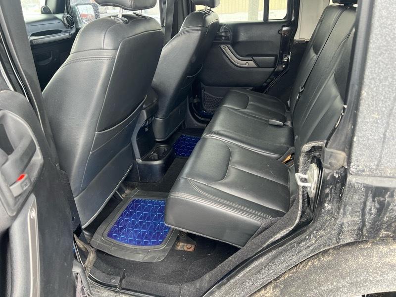 Jeep Wrangler Unlimited Sport 4D SUV 4WD 2013