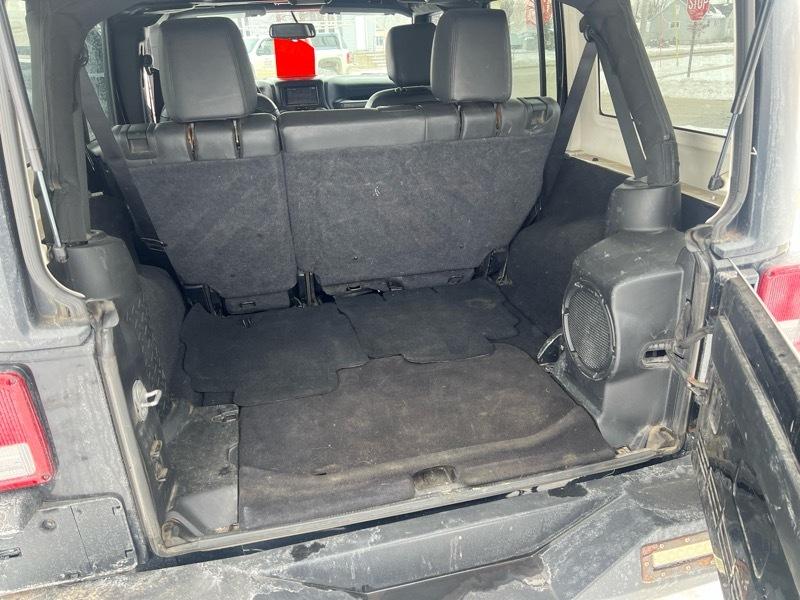 Jeep Wrangler Unlimited Sport 4D SUV 4WD 2013