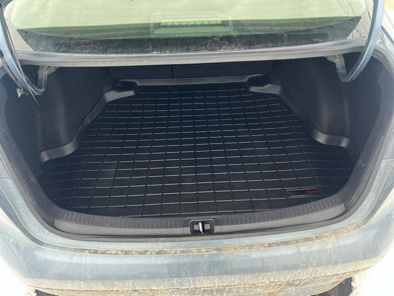 Toyota Corolla LE Hybrid 2021