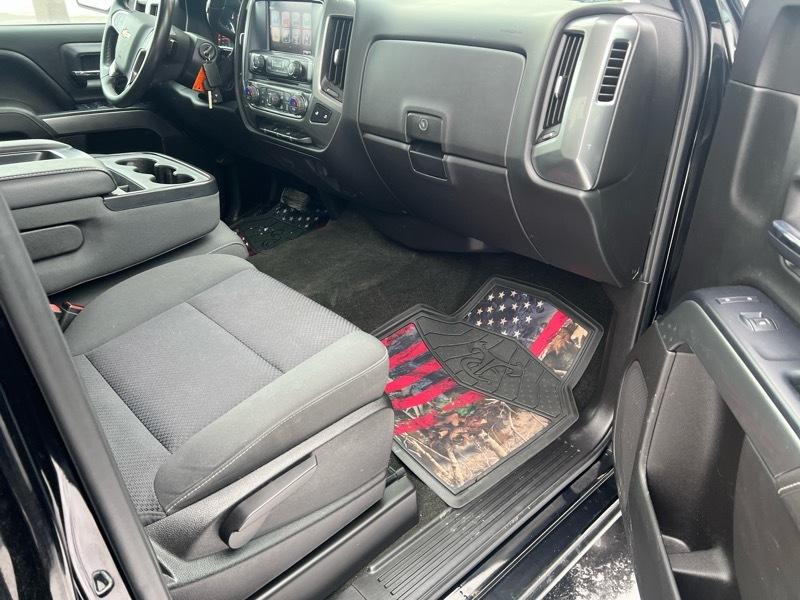 Chevrolet Silverado 1500 4WD Crew Cab 157" LT 2017