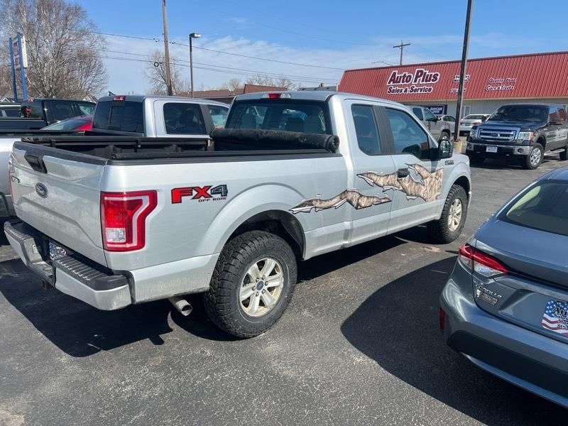 Ford F-150 4WD SuperCab 145" XL 2017