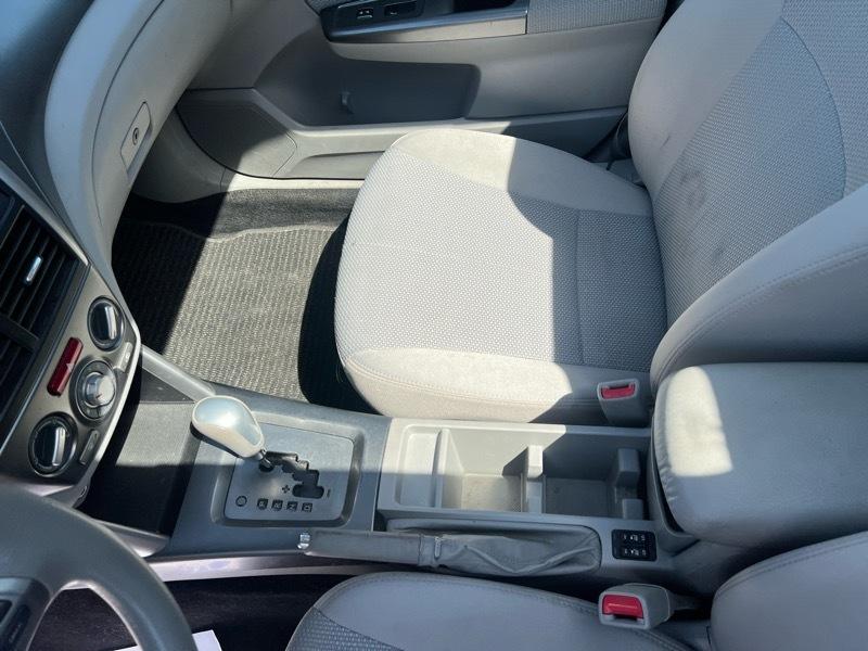 Subaru Forester 2.5X Premium 2011