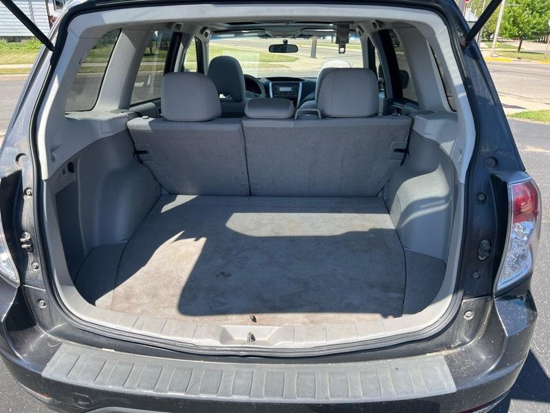 Subaru Forester 2.5X Premium 2011