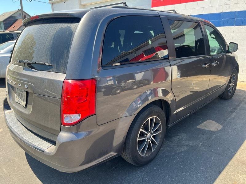 Dodge Grand Caravan SE 2018