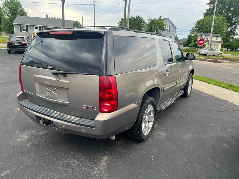 GMC Yukon XL SLT-2 1/2 Ton 4WD 2007