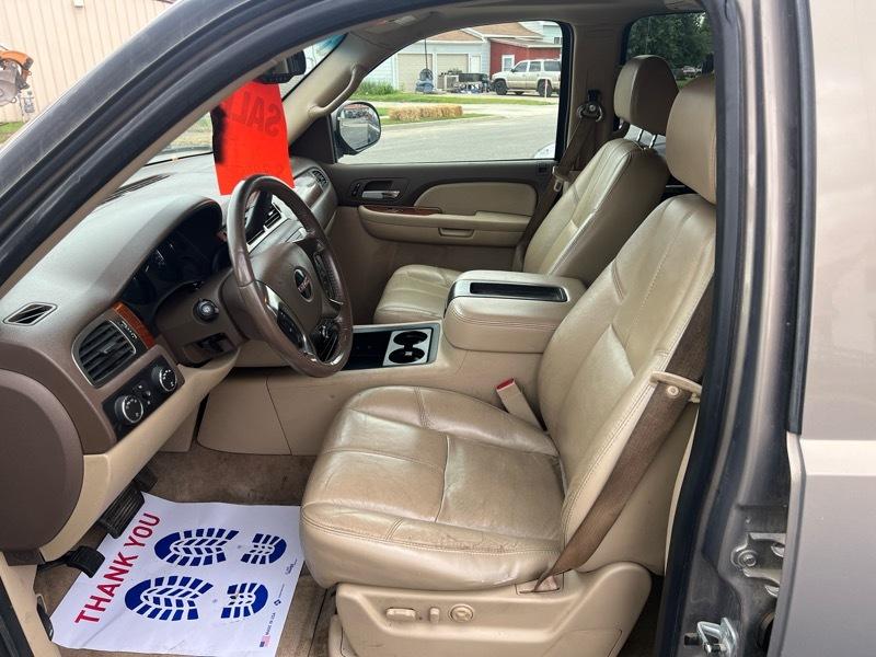 GMC Yukon XL SLT-2 1/2 Ton 4WD 2007