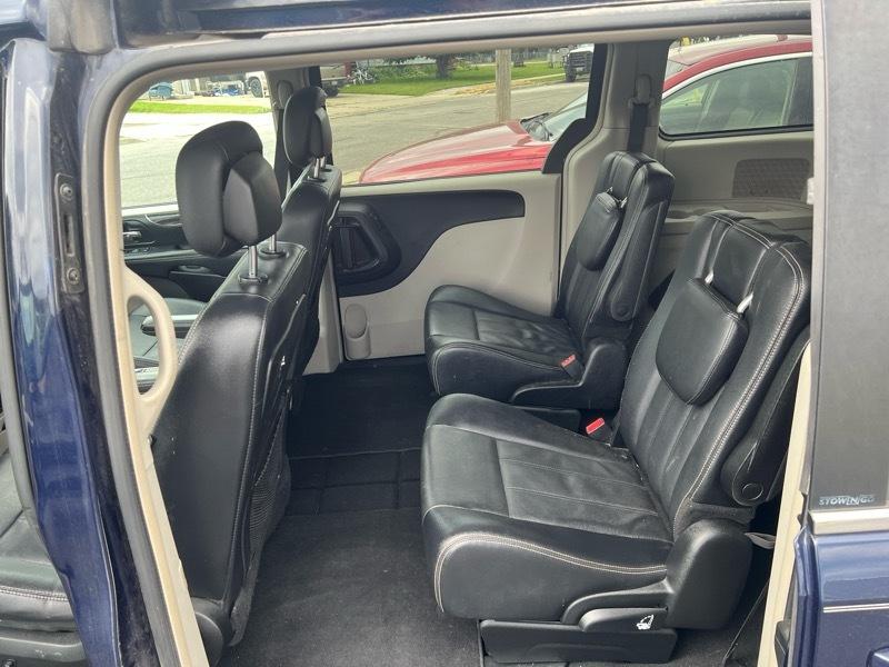 Chrysler Town & Country Touring 2014
