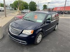 2014 Chrysler Town & Country 