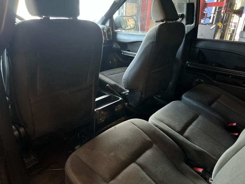 Ford Expedition EL XL 4WD 2021