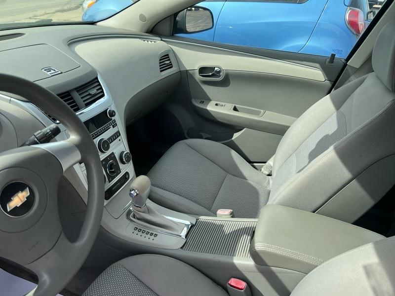 Chevrolet Malibu LS 2009