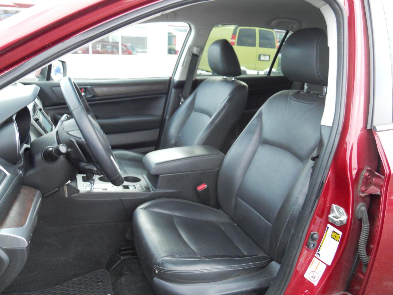 Subaru Outback 2.5i Limited 2015