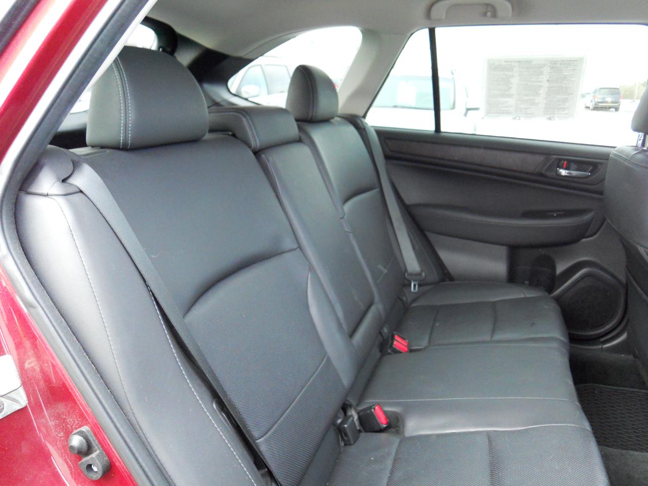 Subaru Outback 2.5i Limited 2015