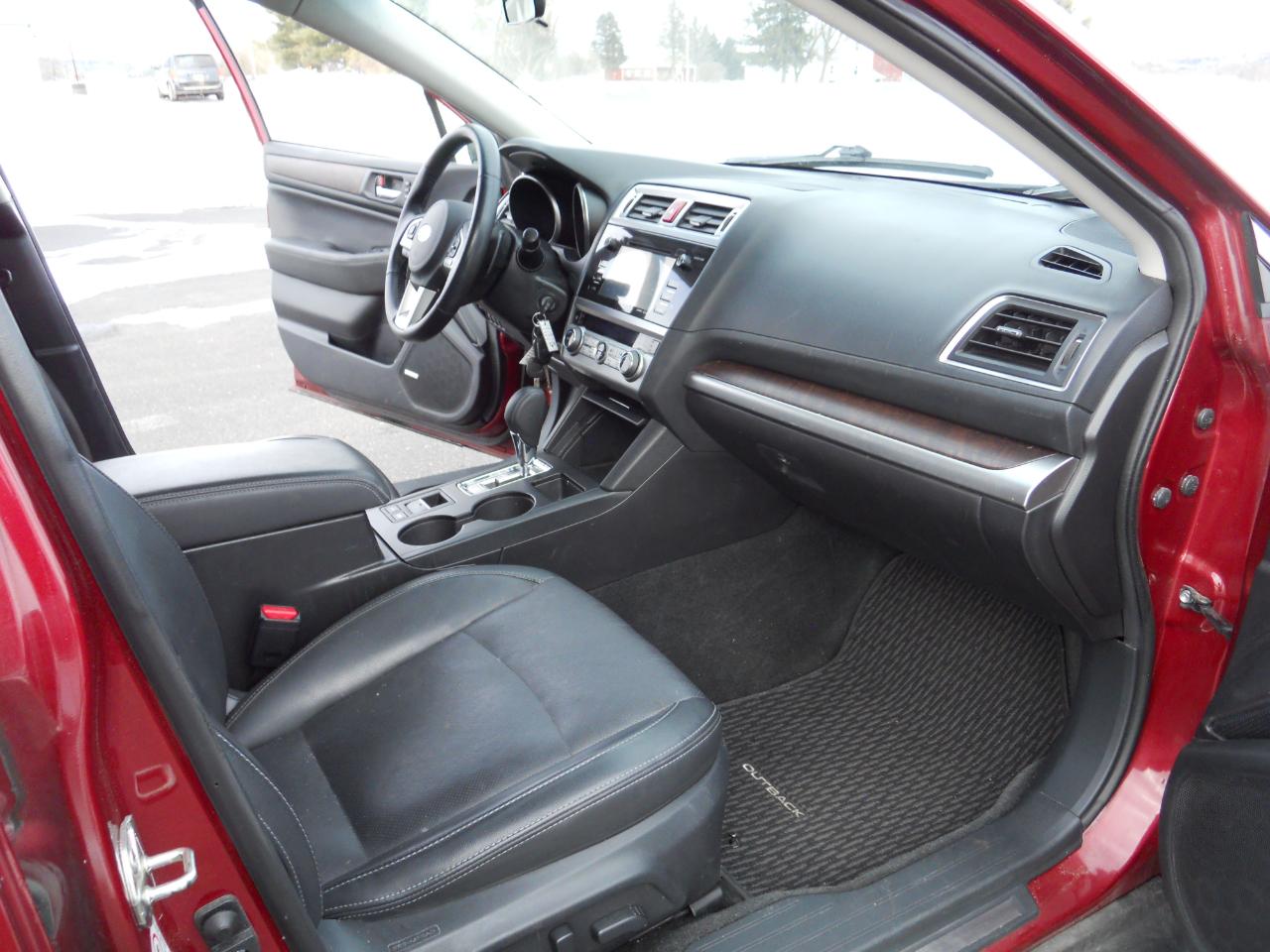 Subaru Outback 2.5i Limited 2015