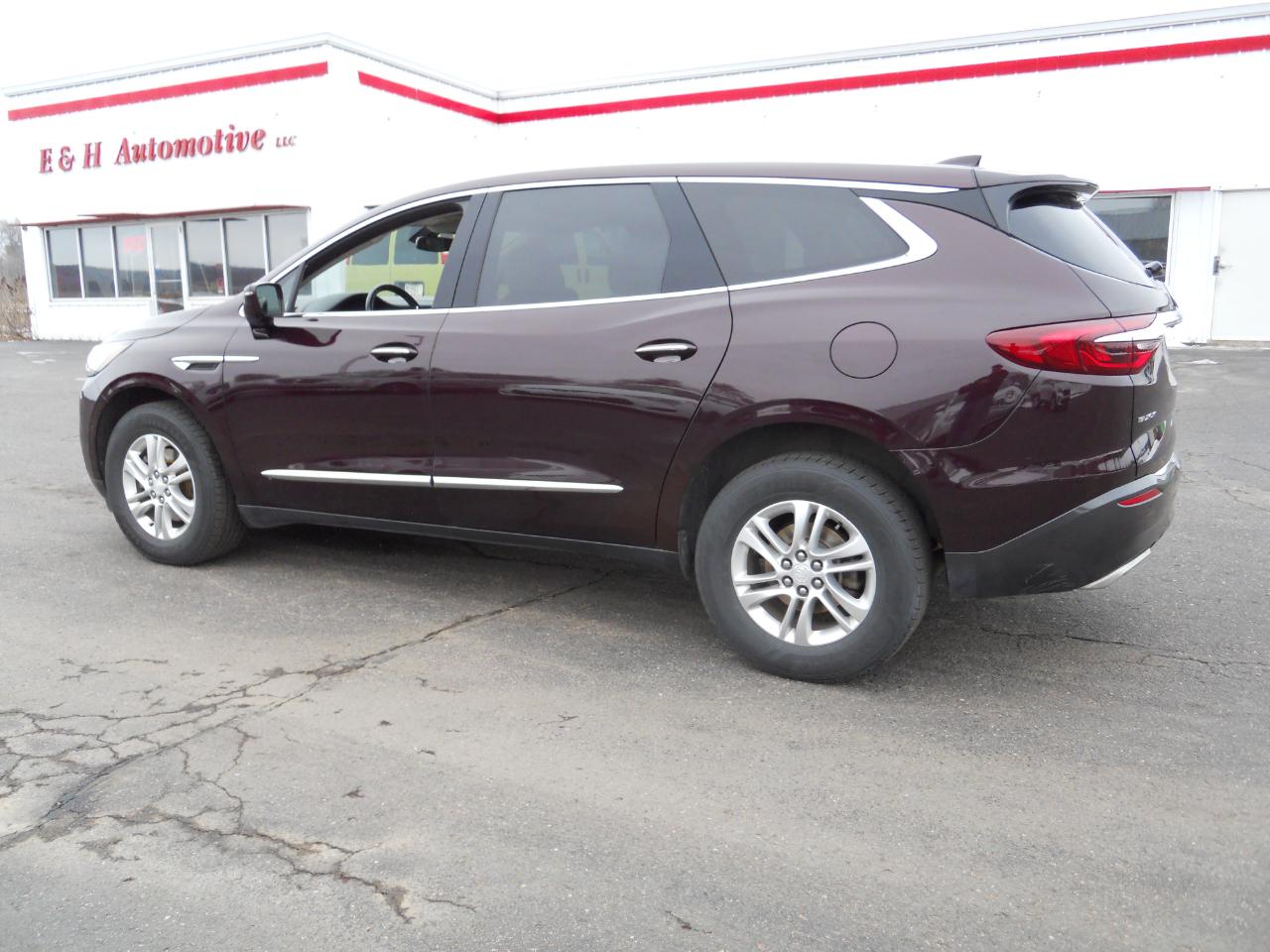 Buick Enclave Essence AWD 2018