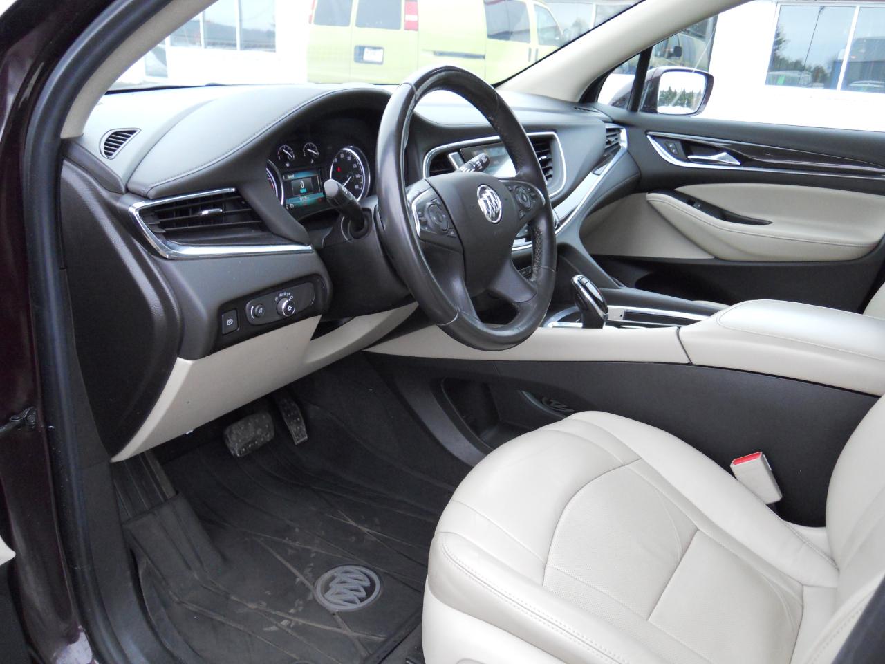 Buick Enclave Essence AWD 2018