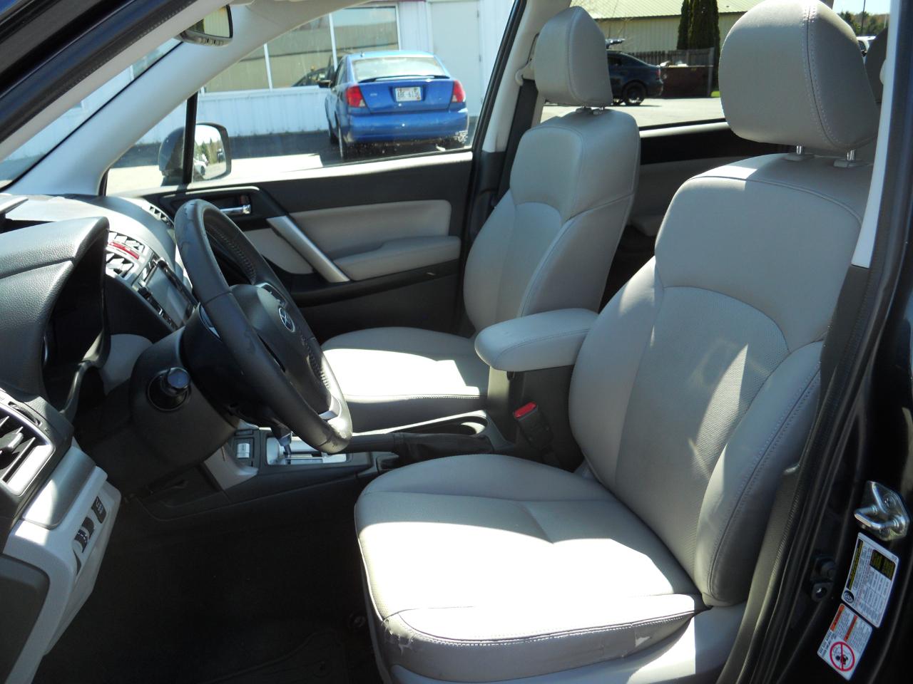 Subaru Forester 2.5i Touring 2016