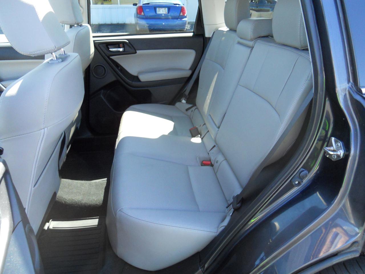 Subaru Forester 2.5i Touring 2016