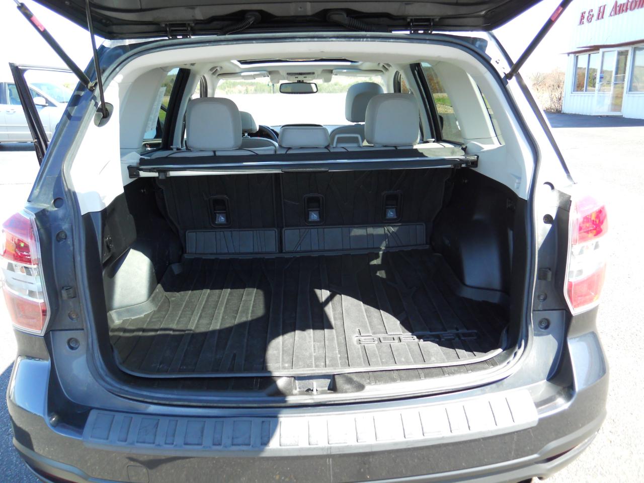 Subaru Forester 2.5i Touring 2016