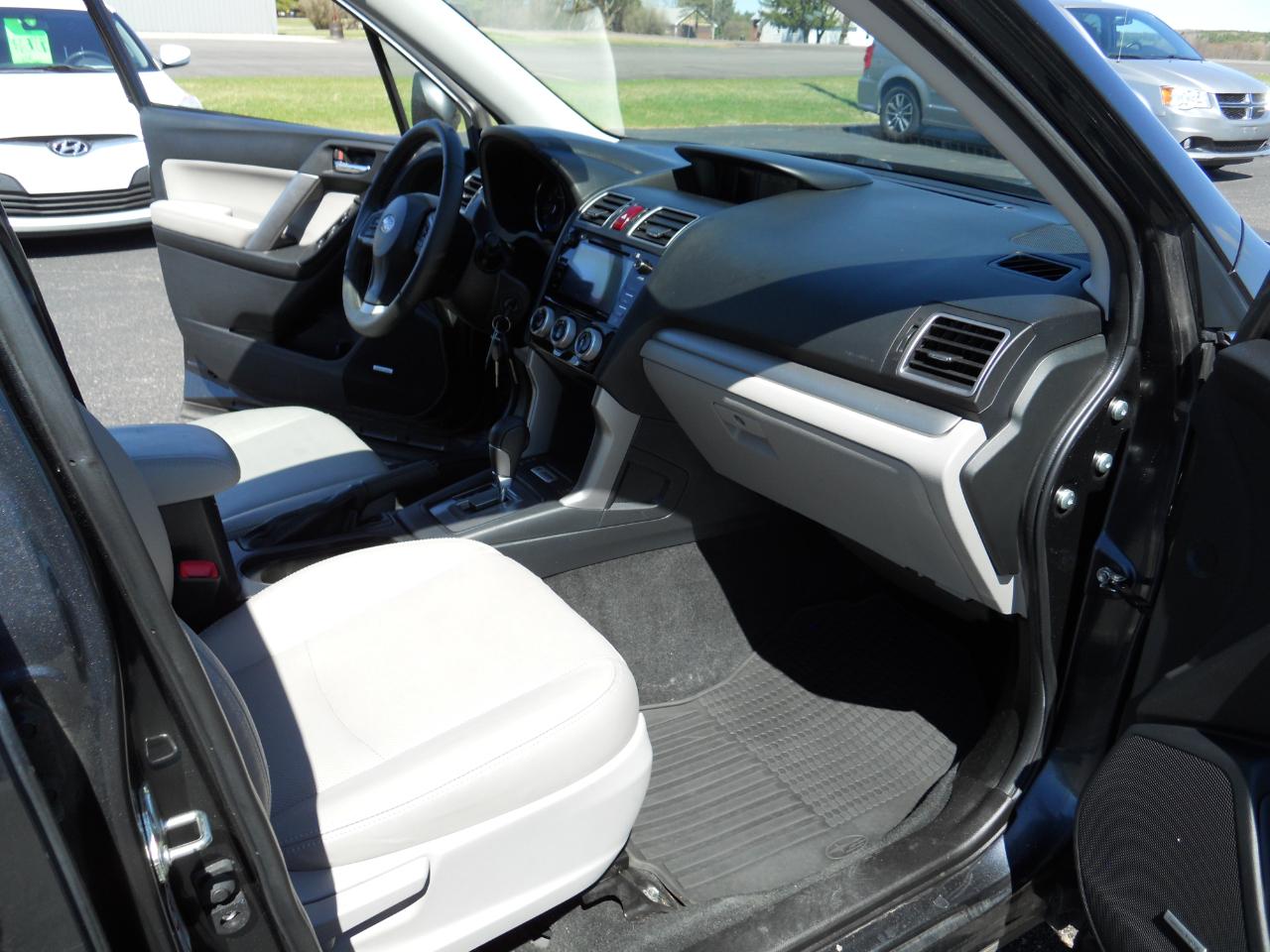 Subaru Forester 2.5i Touring 2016