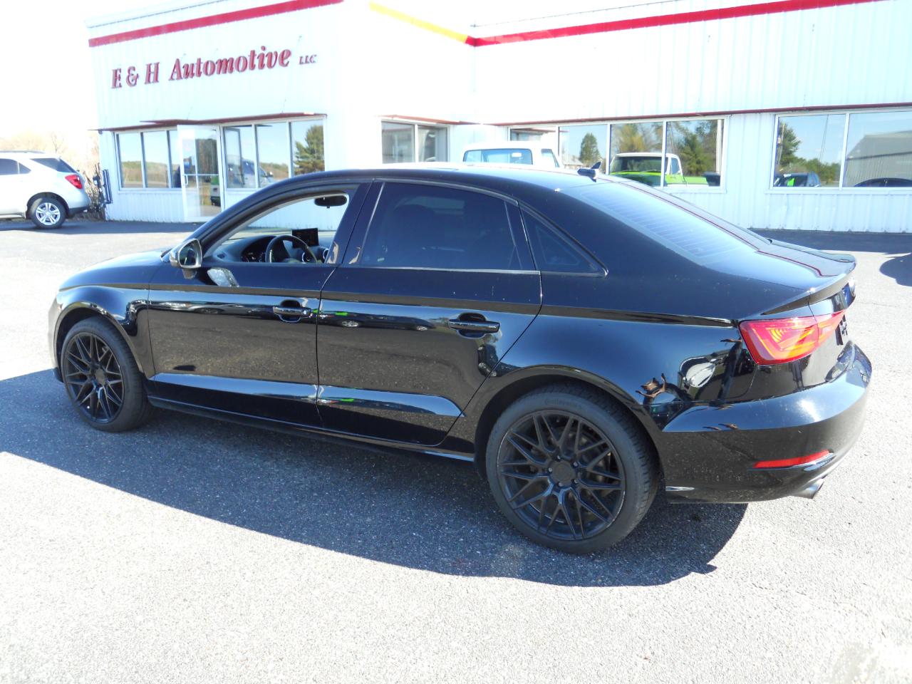 Audi S3 2.0T Premium Plus quattro 2015