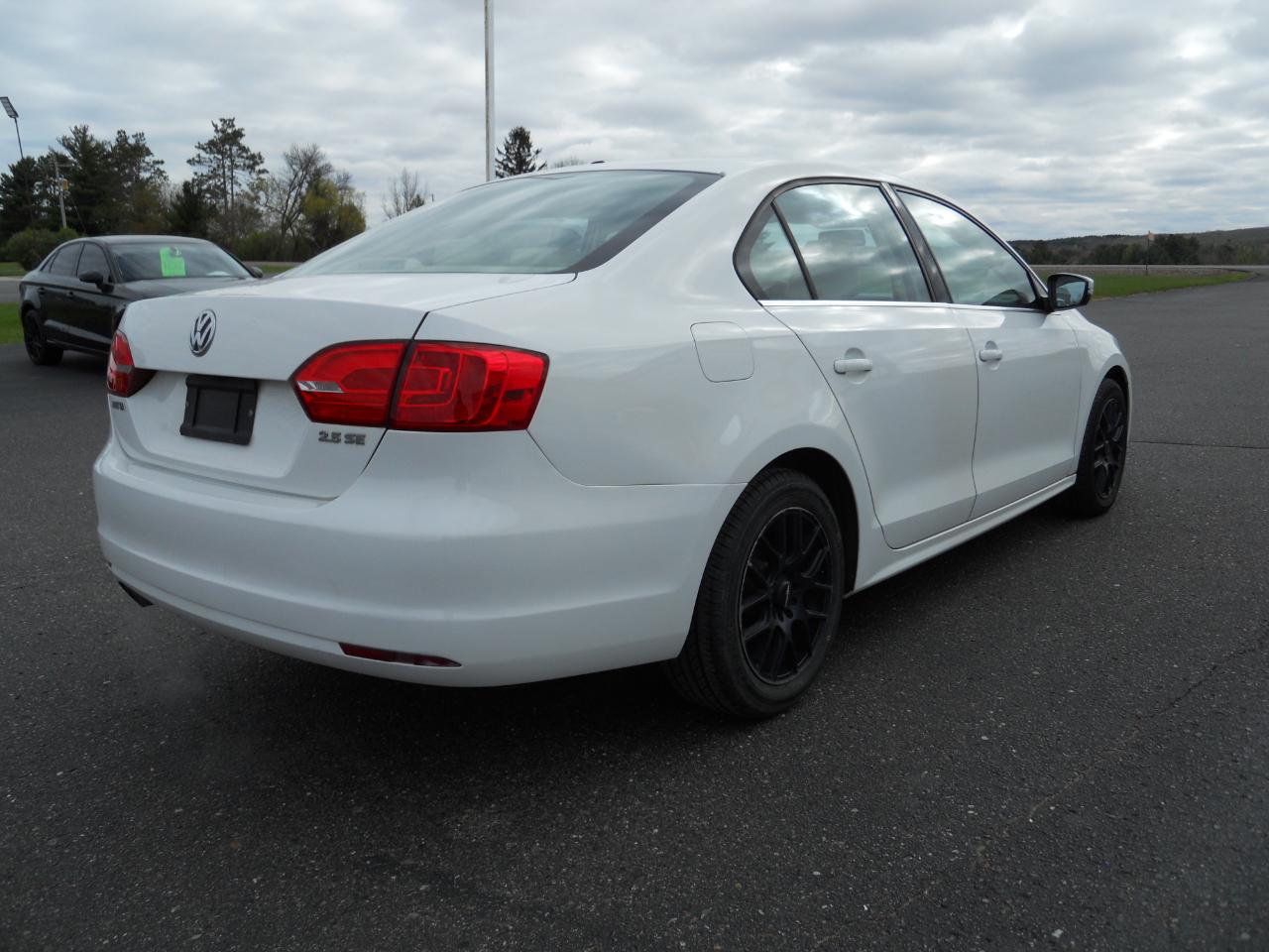 Volkswagen Jetta SE 2013