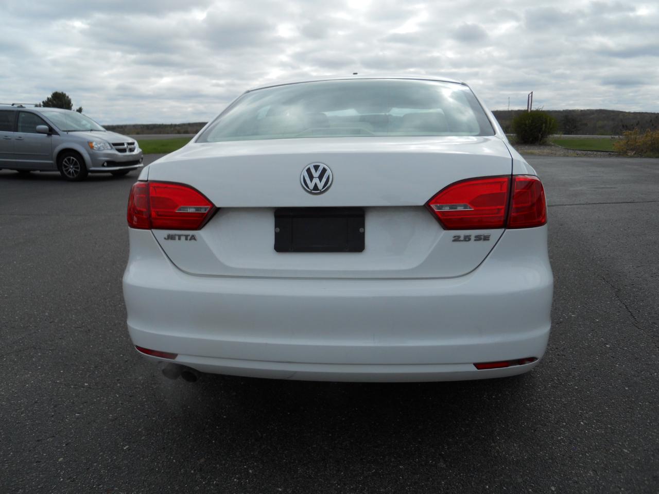 Volkswagen Jetta SE 2013