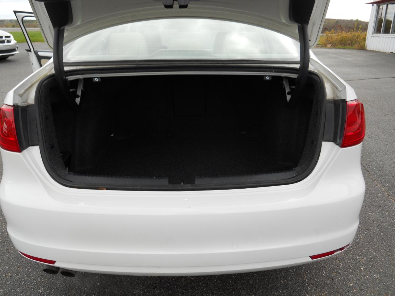 Volkswagen Jetta SE 2013