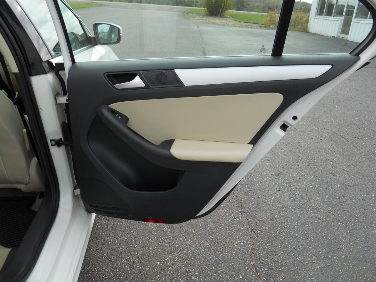 Volkswagen Jetta SE 2013
