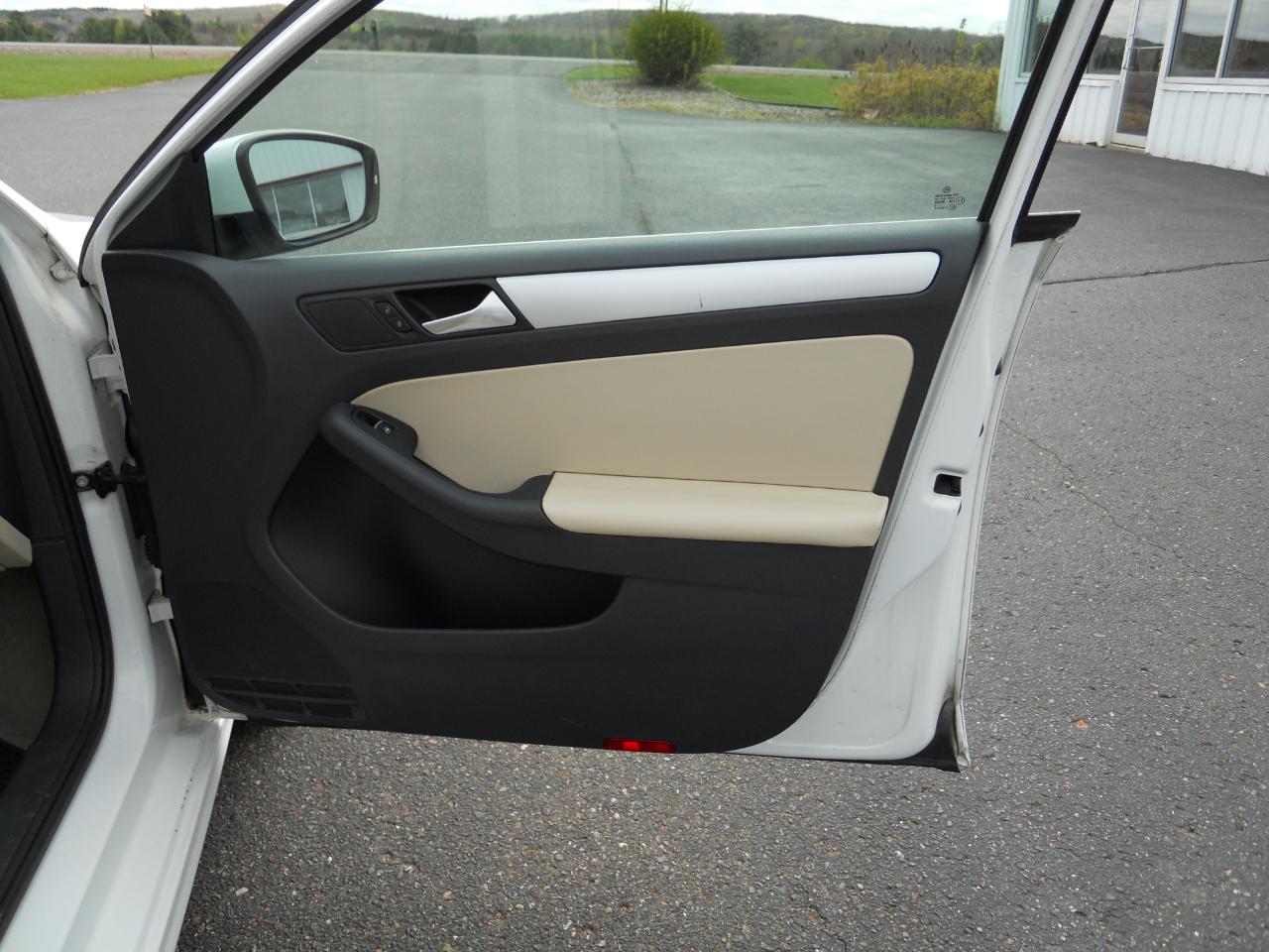 Volkswagen Jetta SE 2013