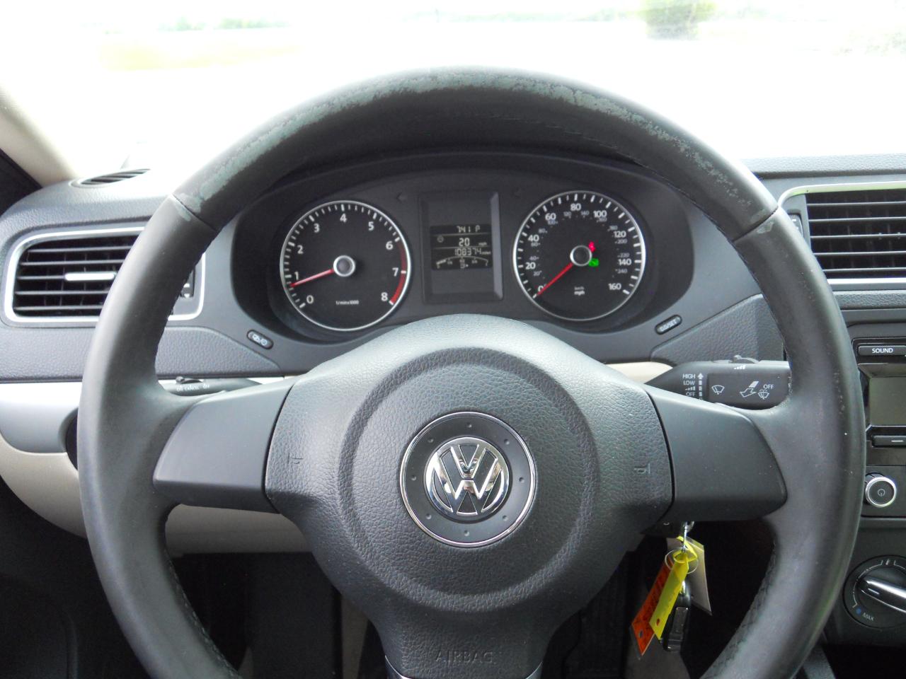 Volkswagen Jetta SE 2013