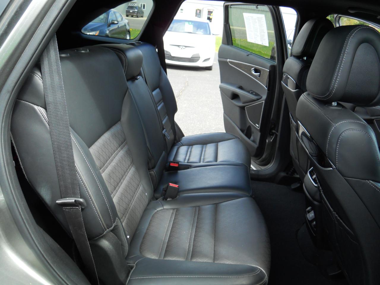 Kia Sorento SX V6 AWD 2016