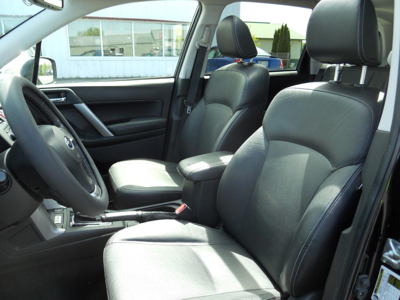 Subaru Forester 2.5i Touring 2015