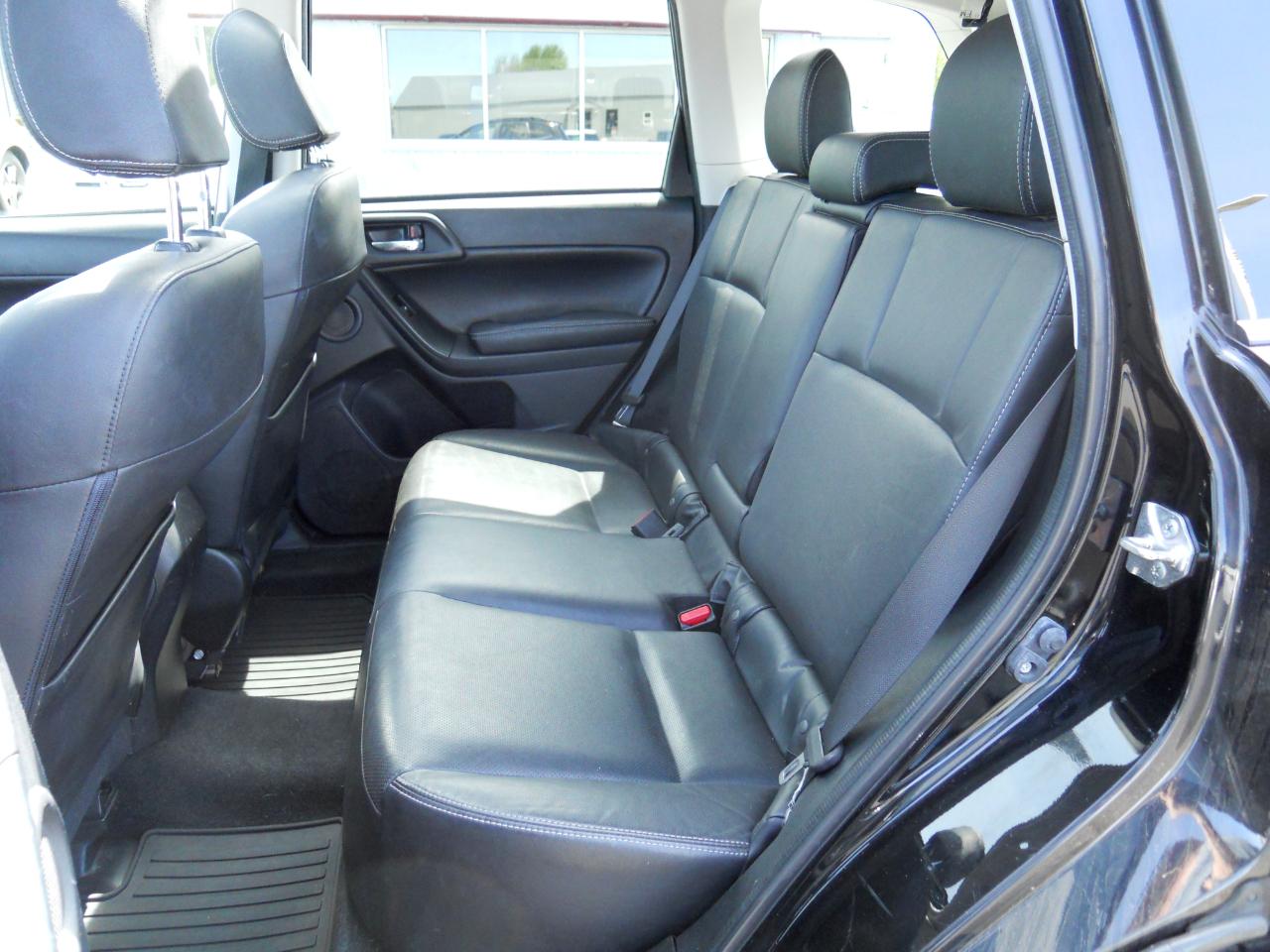 Subaru Forester 2.5i Touring 2015