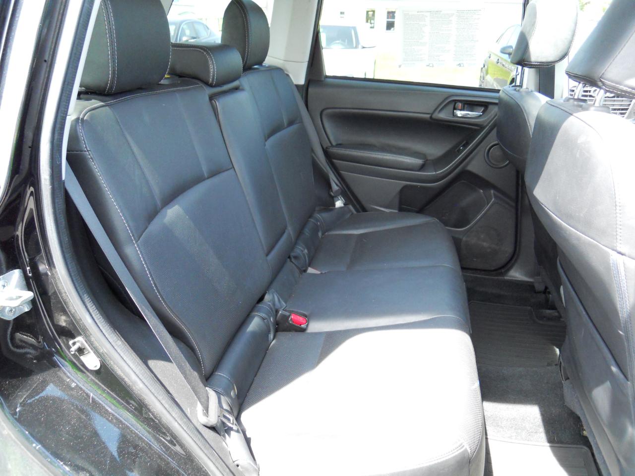 Subaru Forester 2.5i Touring 2015