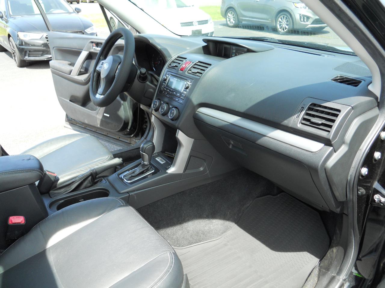 Subaru Forester 2.5i Touring 2015
