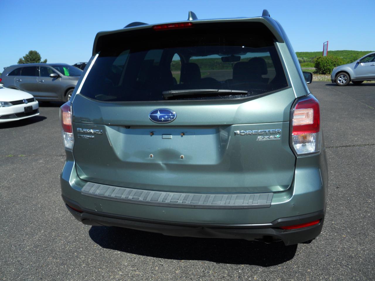 Subaru Forester 2.5i Premium PZEV CVT 2017