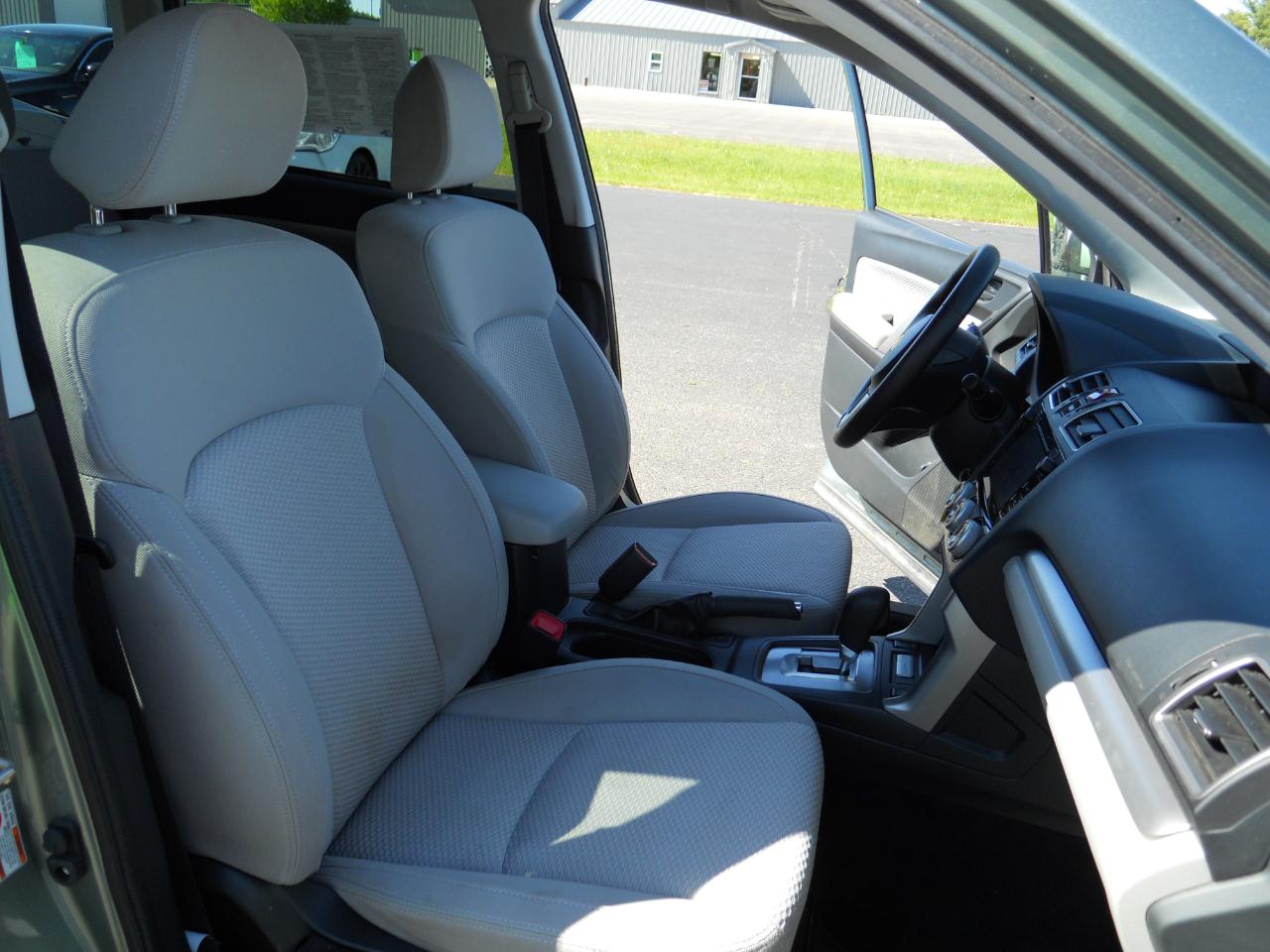 Subaru Forester 2.5i Premium PZEV CVT 2017