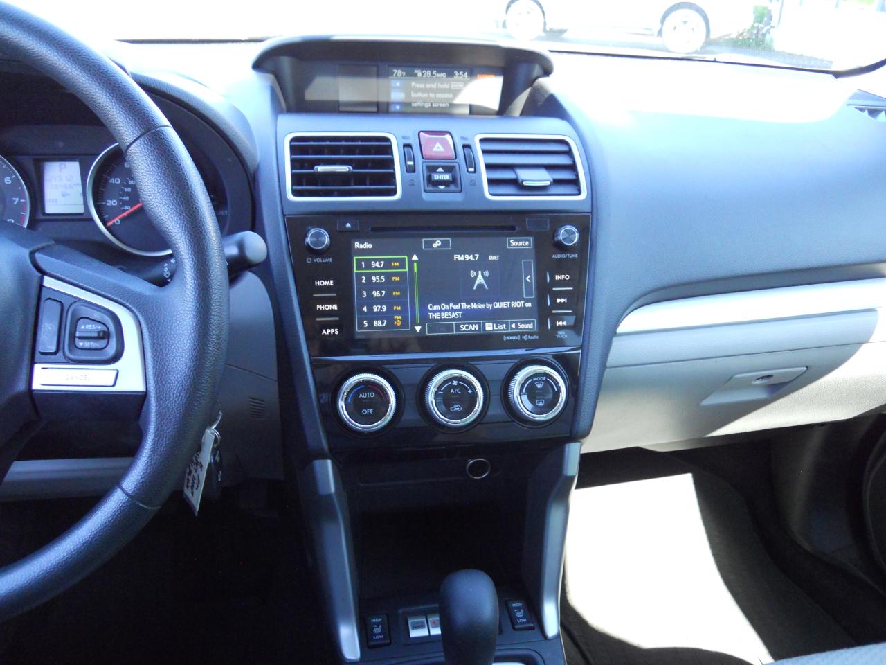 Subaru Forester 2.5i Premium PZEV CVT 2017