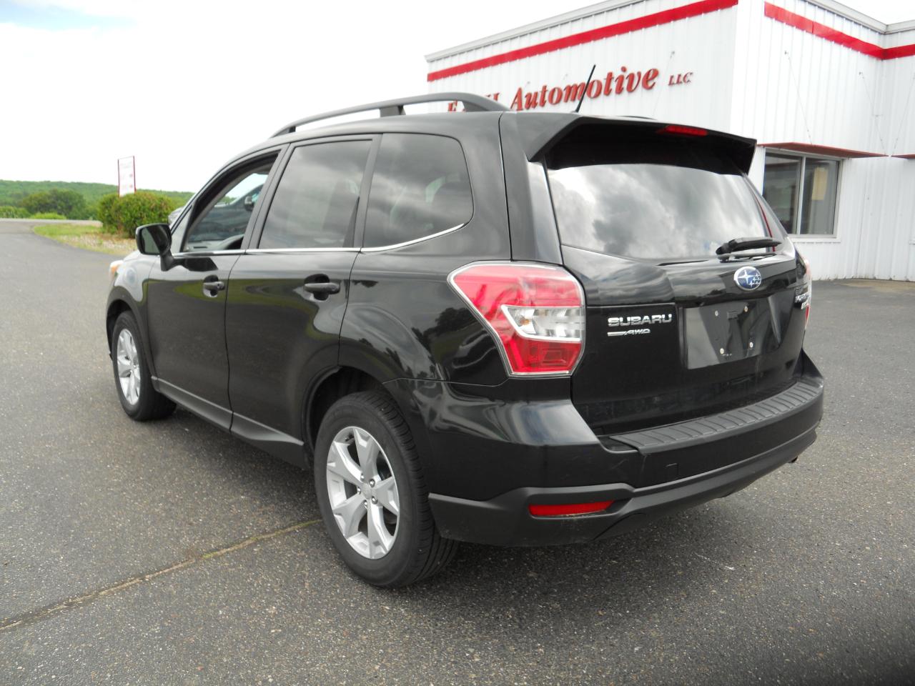 Subaru Forester 2.5i Limited 2014