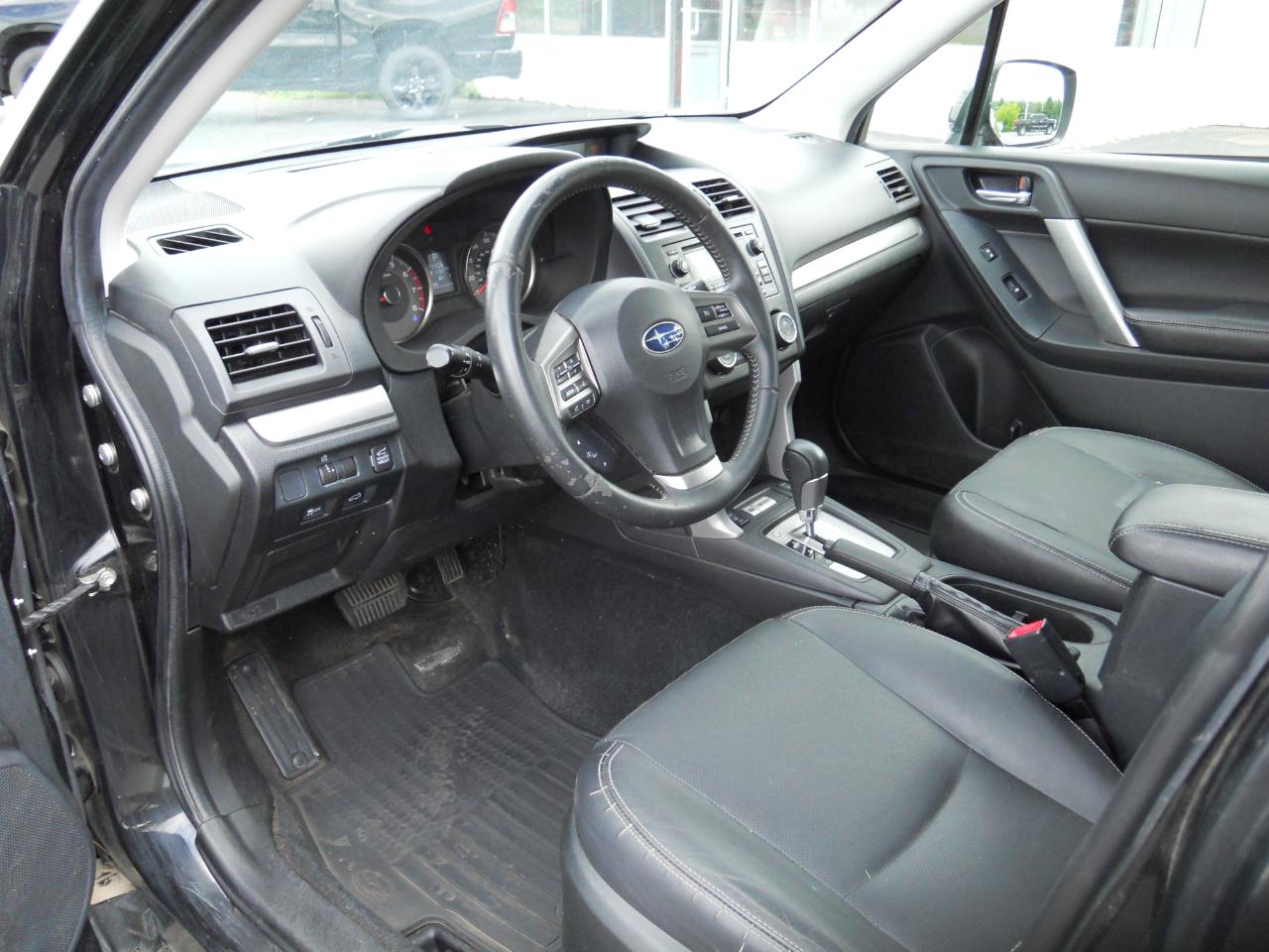 Subaru Forester 2.5i Limited 2014